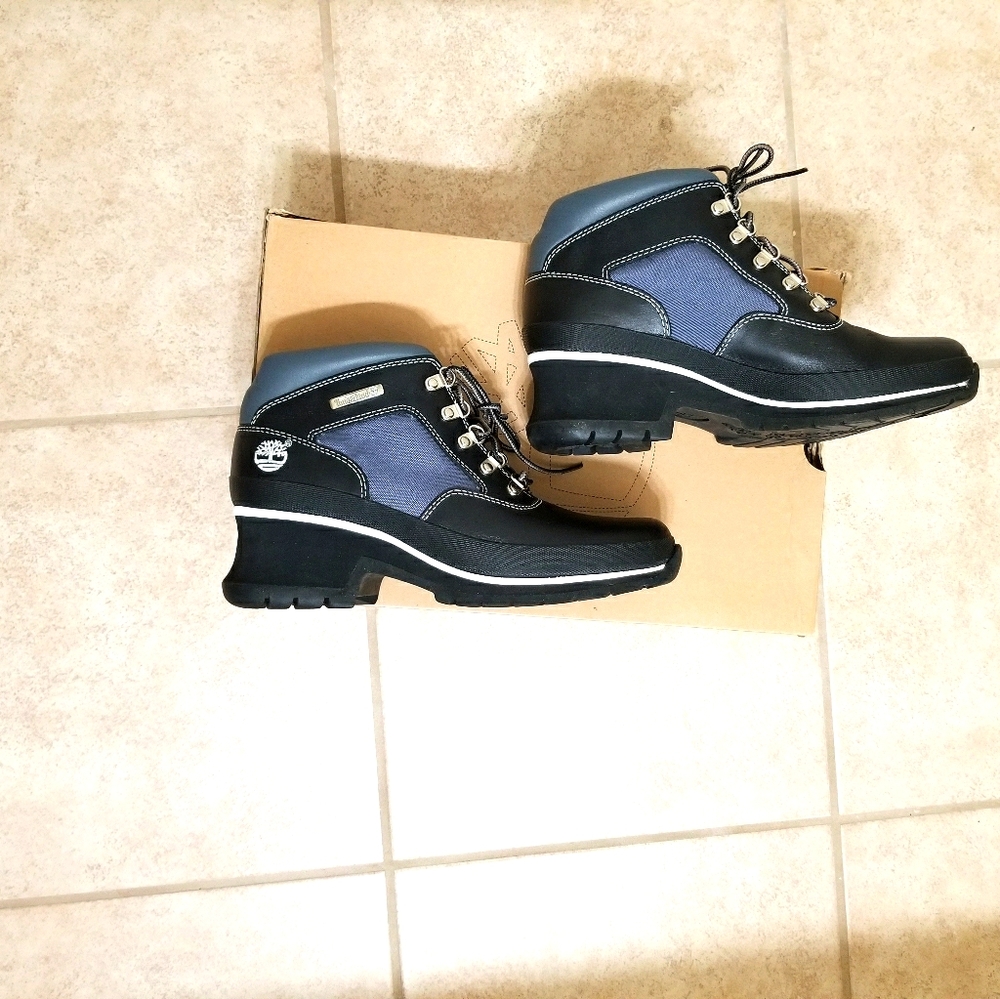 Timberland Shoes - Picture 16 of 16